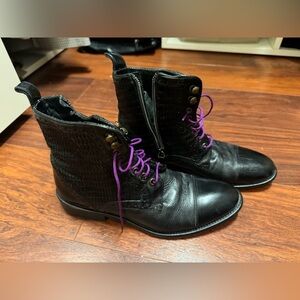 Johnston & Murphy women’s NATALIE Cap Toe Boot size 8.5